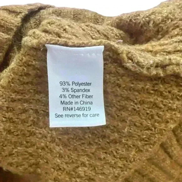 SO Soft sweater - Large - Picture 9 of 11